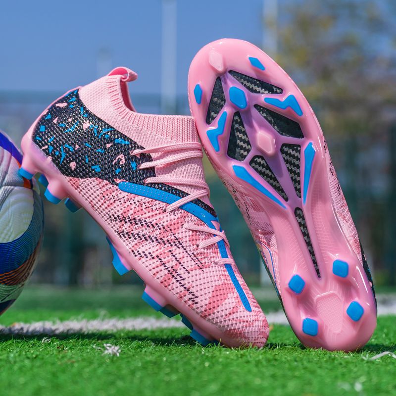 Zushunda promuove principalmente scarpe da calcio per ragazzi. Si preferiscono ordini all'ingrosso_voghion.com