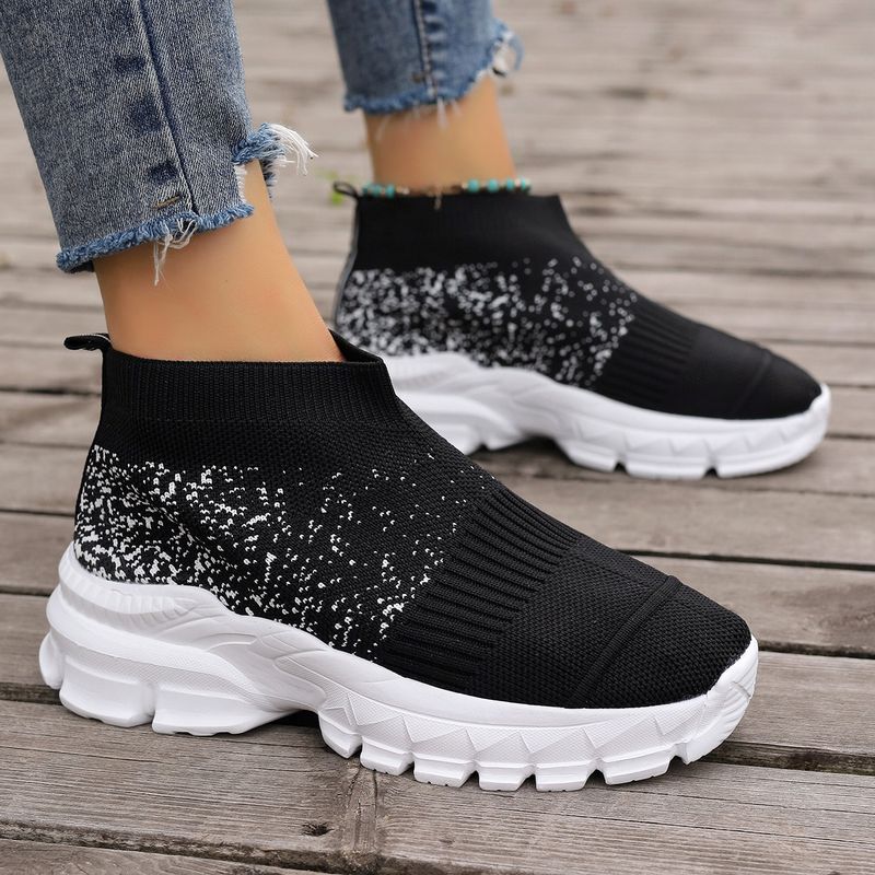 Scarpe singole sportive casual con fondo spesso traspirante Flyknit 2023 di grandi dimensioni per le donne_voghion.com