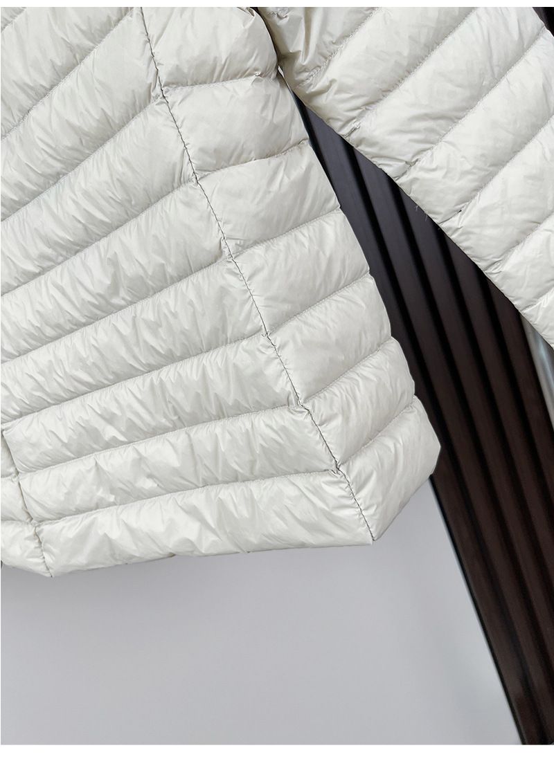 "Women's Lightweight Down Jacket – 51%-55% Duck Down – Slim Fit Long Sleeve V-Neck Layering Piece (S-4XL)"_voghion.com