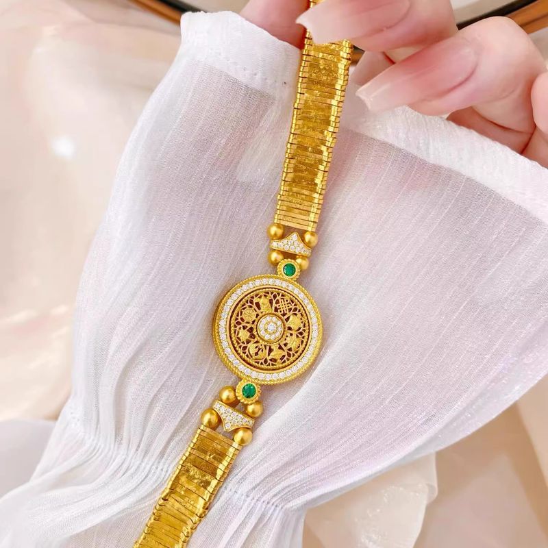 Color Point Diamond Smart Eight Treasures Compass Bracelet Watch Chain Niche Light Luxury High-end Feel Gift For_voghion.com