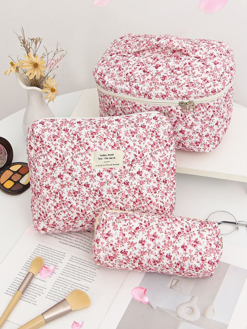 Ins Style Frische und süße Blumen-Make-up-Tasche, süße Kulturtasche für Studenten mit großer Kapazität, tragbare Aufbewahrungstasche für die Hautpflege_voghion.com