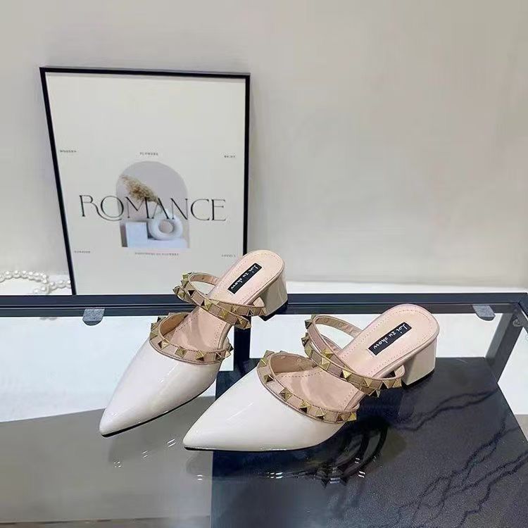 Sandali alti con borchie e punta a punta, nuovi design, eleganti sandali con tacco sottile e punta chiusa_voghion.com