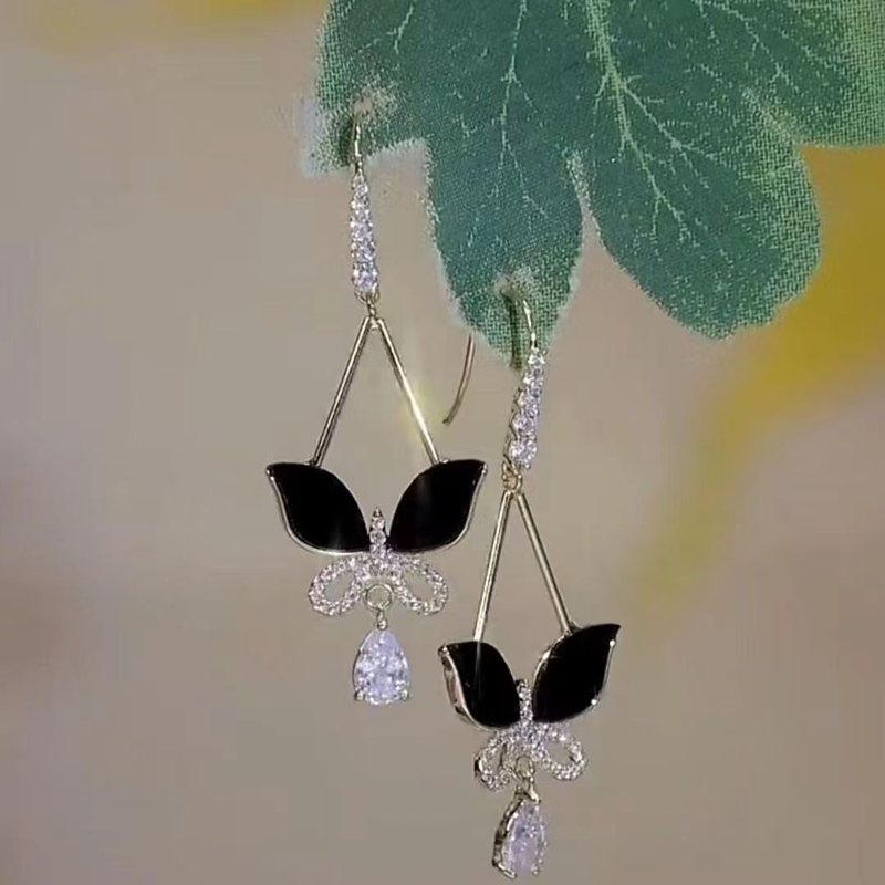 Women's earrings Zircon Black Butterfly Earrings Internet celebrity popular style light luxury temperament versatile niche design exquisite earrings_voghion.com