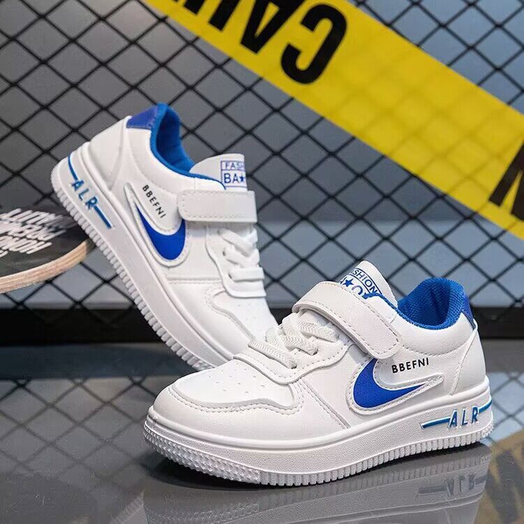 Δερμάτινα Small White 2023 Άνοιξη Νέα Αγόρια Κορίτσια Star Velcro Κορεατική Έκδοση Μεσαία και Μεγάλα Παιδικά Παπούτσια Σανίδα_voghion.com