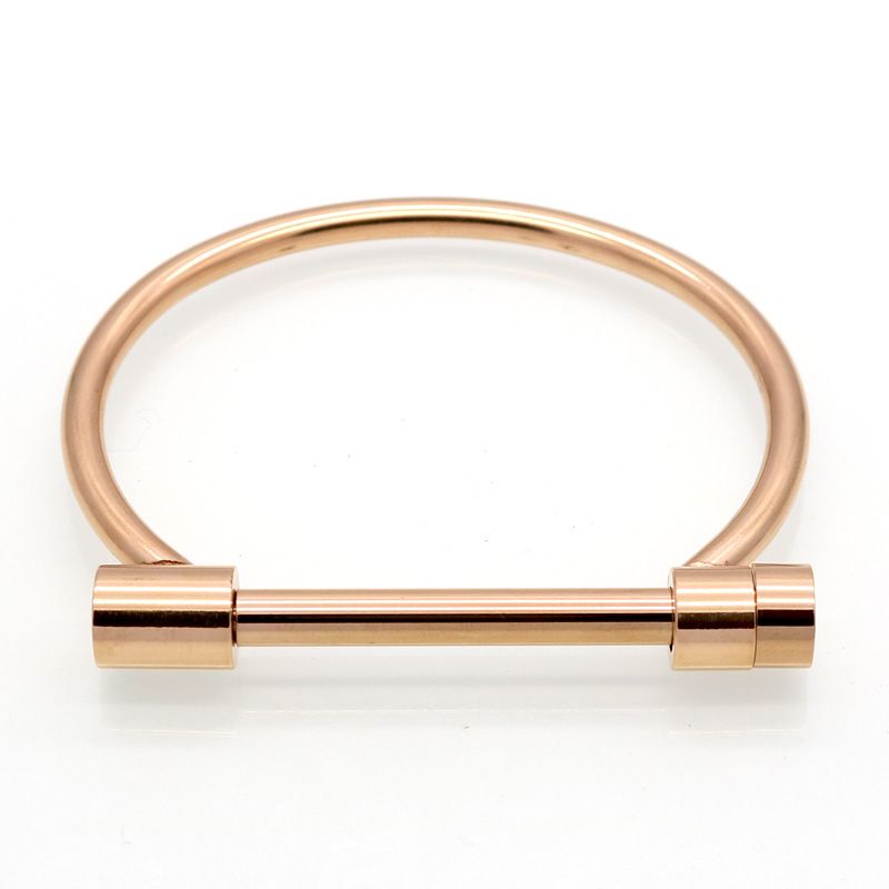 Titanium Steel Horseshoe Vacuum Gold Plated Bracelet D Shaped Horseshoe Buckle Stainless Steel Bracelet_voghion.com