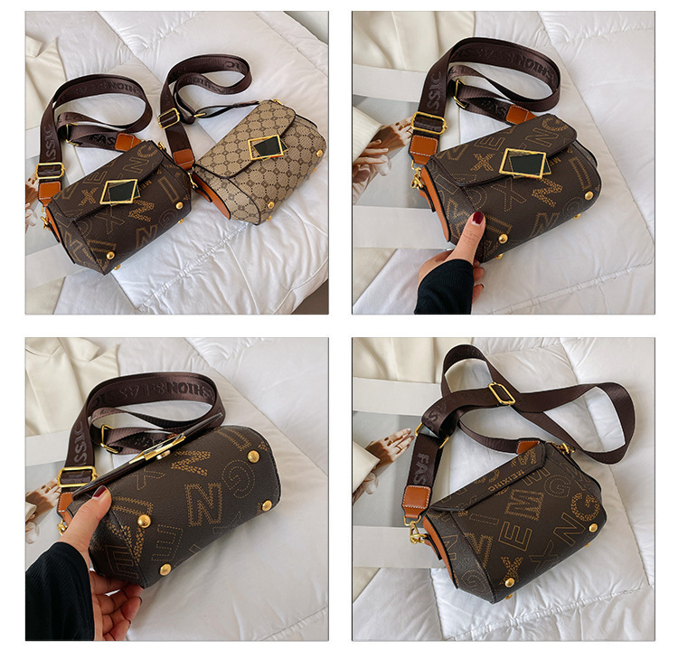French niche esign women's 2024 new light luxury fashion printe small square versatile one shouler crossboy bag_voghion.com