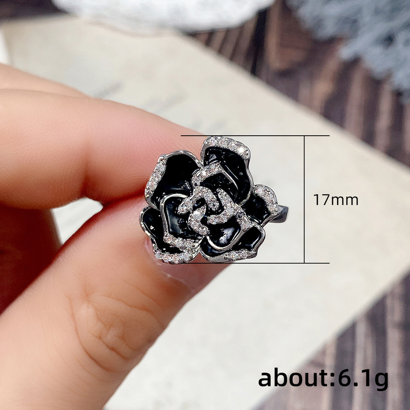 Elegante anello da donna in zircone smaltato con esclusivo anello adesivo gocciolato fatto a mano con fiori di rosa nera per le donne_voghion.com
