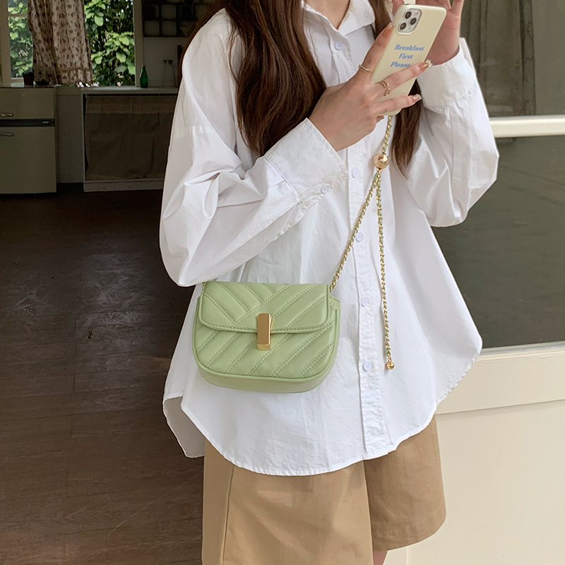 2024 Popular Square One Shoulder Crossbody Chain Texture Versatile Lingge Small Fragrant Women's Unique New Bag_voghion.com