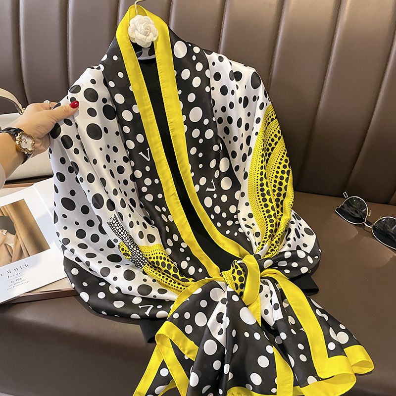 Sciarpa per mamma versatile New Square da donna 2024 di Big Square, primavera, autunno, inverno abbinata a camicia e scialle, capispalla a doppio uso_voghion.com