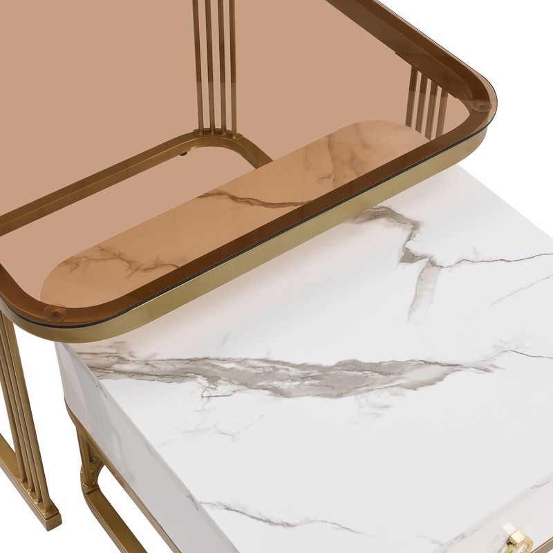 Table basse empilable aspect marbre brillant, plateau en verre brun teck, touches dorées, pouf de rangement avec tiroirs, ensemble 2 pièces_voghion.com