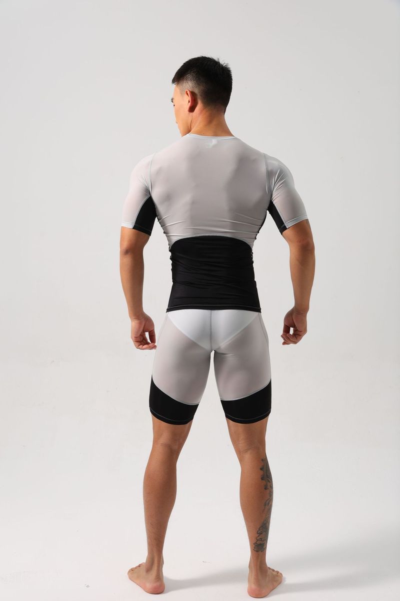 Abbigliamento da uomo, collant fitness color carne, comodi e super elasticizzati_voghion.com