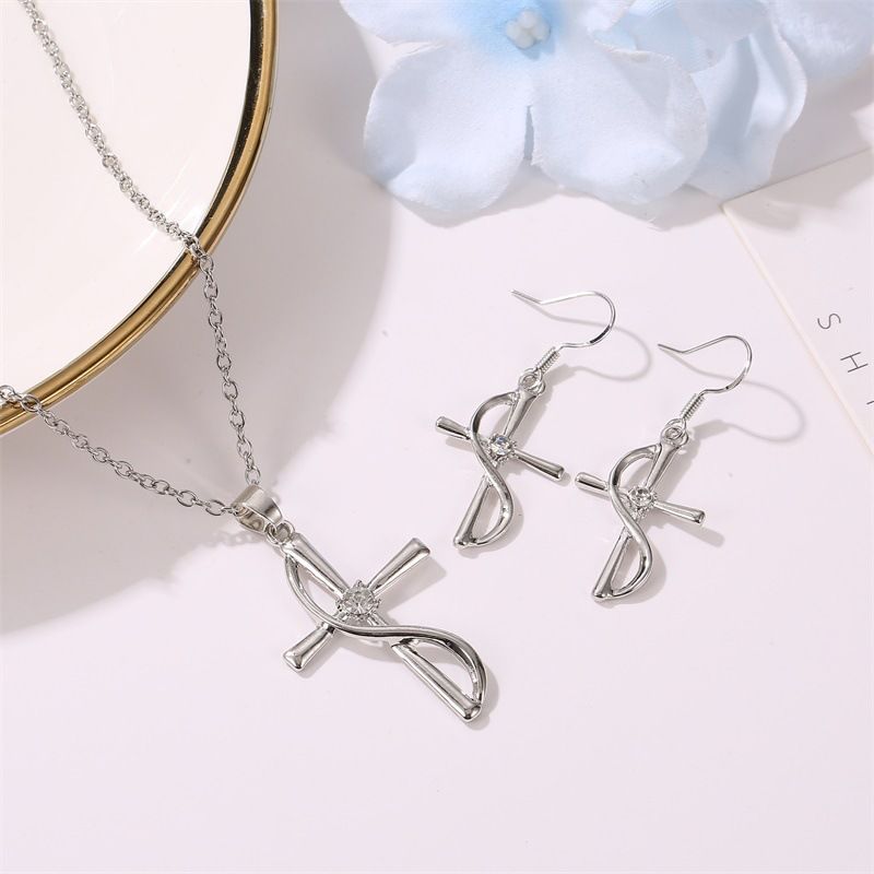 Creative Fashion Popular Cross Pendant Punk Style Necklace Earrings Set_voghion.com