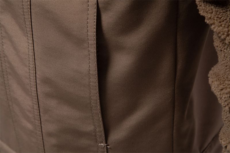 "Herren Patchwork Lammwolljacke – Herbst- & Wintermantel in europäischer Größe mit lässigem Cross-Border-Style (Schwarz/Khaki/Grün/Dunkelblau, S-XXL)"_voghion.com