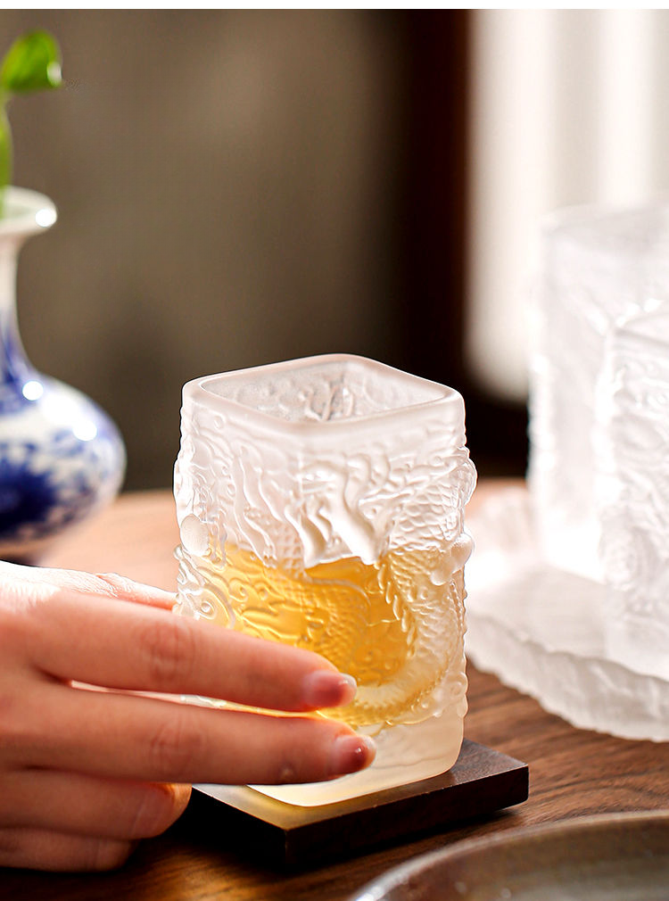 Ręcznie robiony wzór smoka, whisky, likier, zagęszczony kieliszek do wina, sake, kieliszek do wina_voghion.com