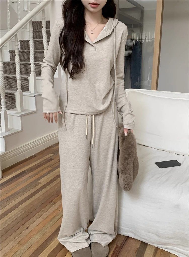 001 Casual Sports Suit For Women, Autumn New Loose Lazy Style, Youthful Fashionable Top And Wide-Leg Pants Two-Piece Set_voghion.com
