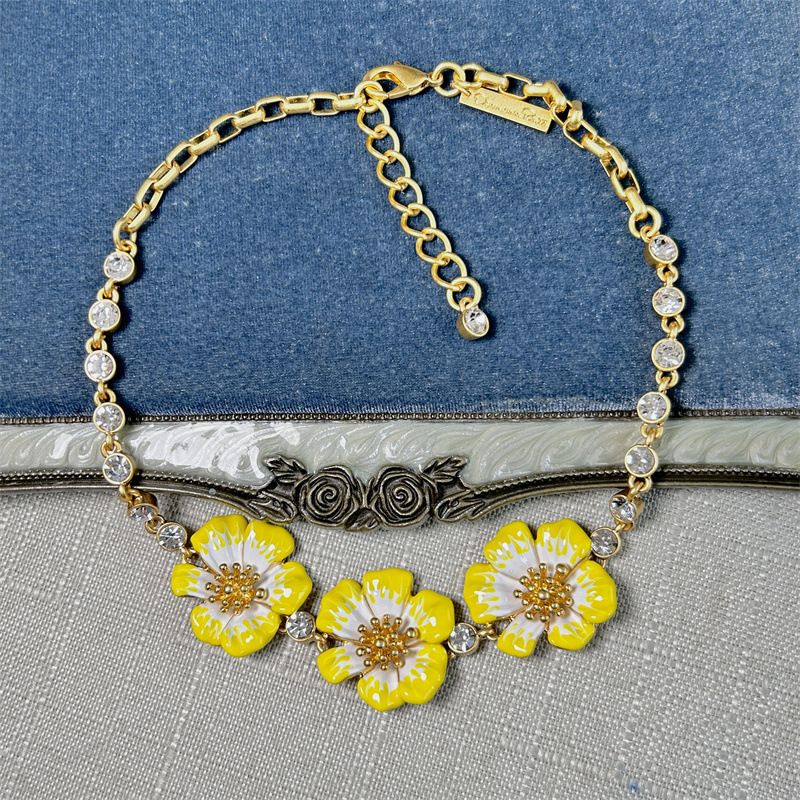 Collana con clavicola in smalto color ciliegia dipinta a mano, stile retrò, Oscar, nuova sfumatura, con papaveri freschi_voghion.com