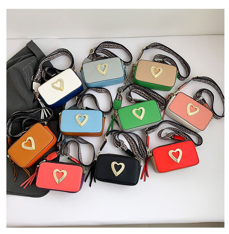 Celular para crossbody, bolsa pequena quadrada feminina de nicho francês de alta qualidade para o verão de 2024, bolsa para câmera de um ombro_voghion.com