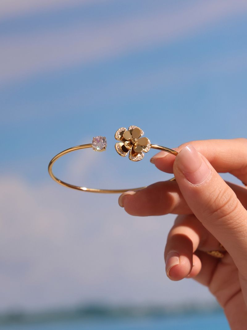 Joyería para mujer, elegante brazalete abierto con diseño de estrella de mar, flor, concha y circonita 5A, ajustable y delicado, diseño único._voghion.com