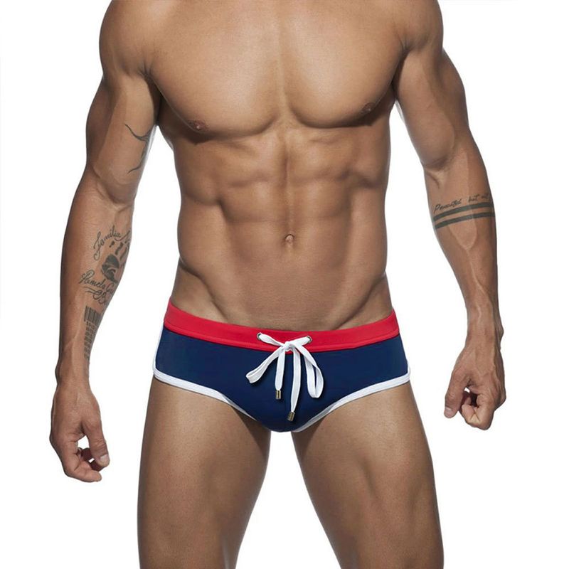 Maillot de bain sexy uni pour homme UXH avec bonnet, short de plage triangulaire tridimensionnel simple à séchage rapide_voghion.com