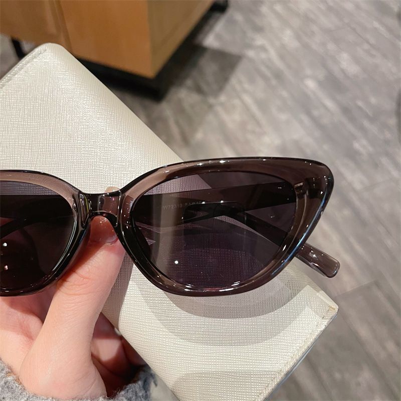 Green Same Style GM Cat Eye Small Frame Myopia For Women With Bare Skin, Thin Face, Anti UV Polarized_voghion.com