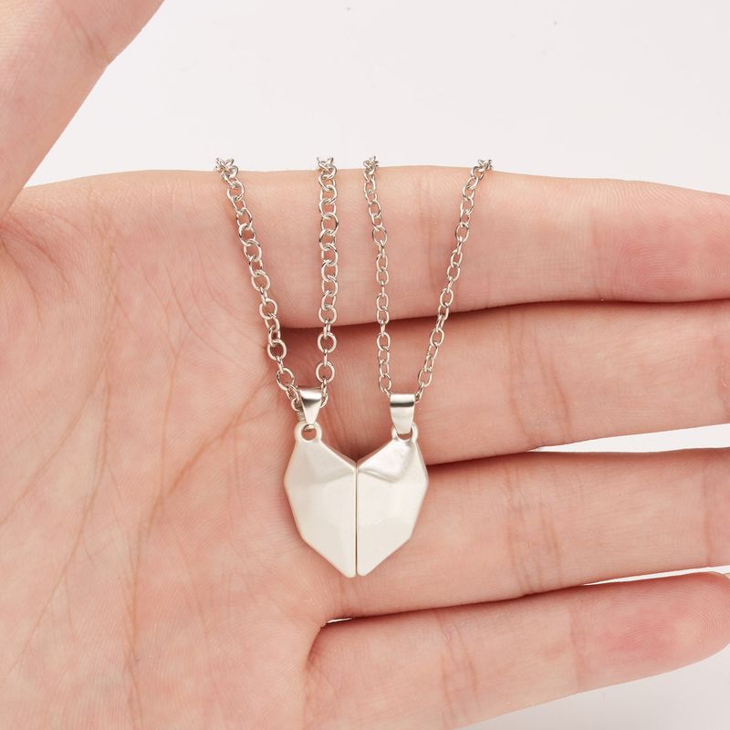 Creative Wishing Stone Splicing Magnetic Heart Versatile Couple Necklace In Stock_voghion.com