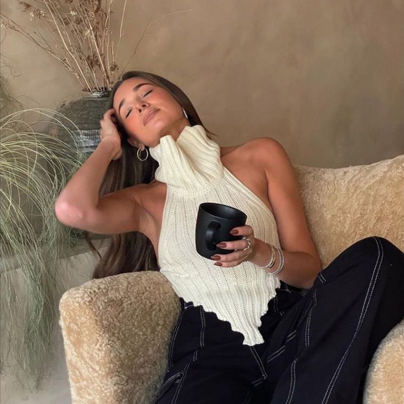Women's turtleneck irregular sexy halter knitted small vest sweater_voghion.com