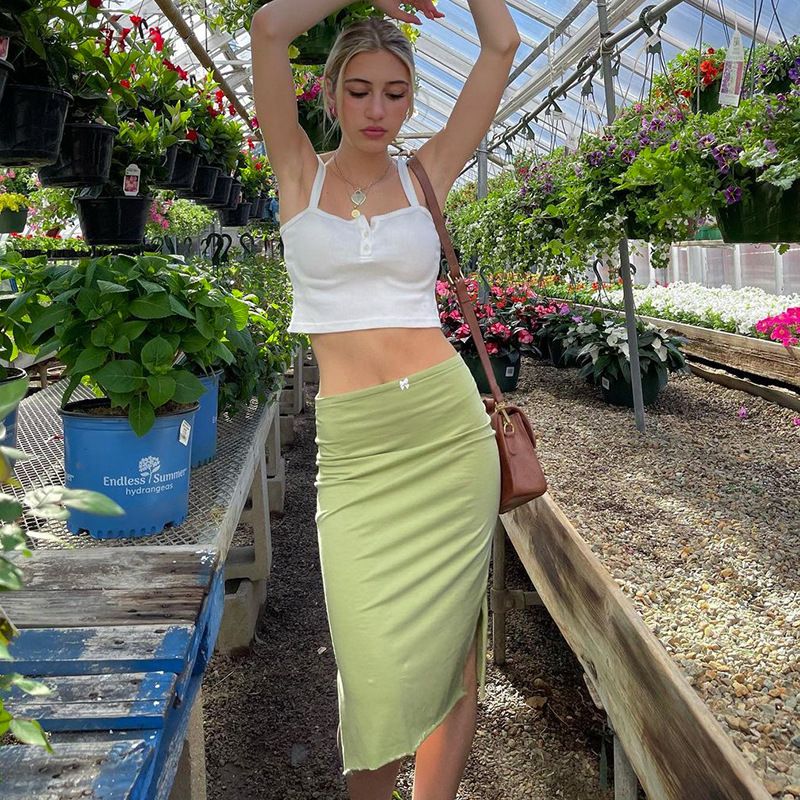 Plus Nine W21SK201 Summer New Low Waist Solid Color Side Split Wooden Ear Edge Wrapped Hip Women's Half Skirt_voghion.com