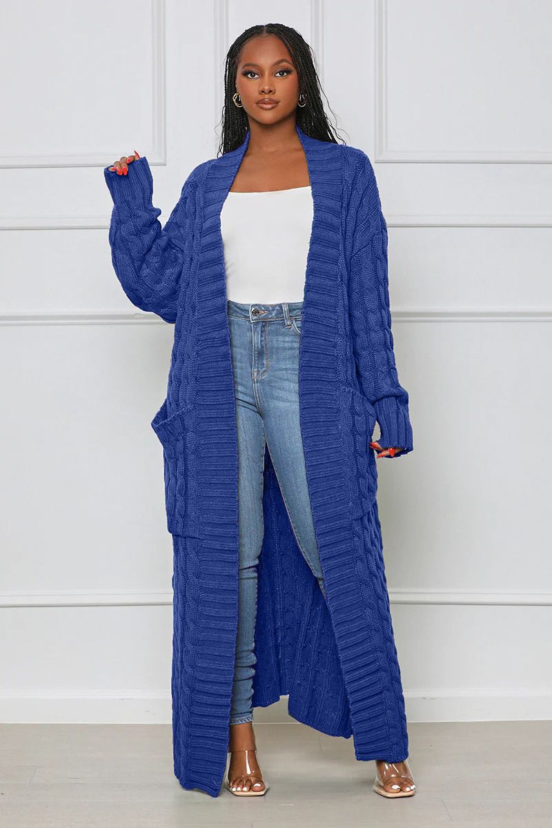 Damenbekleidung Locker gestrickte Strickjacke, gemütliche, übergroße Strickjacke mit Taschen, langer Zopfmuster-Pullovermantel, lockerer Boho-Chic, offene Vorderseite_voghion.com