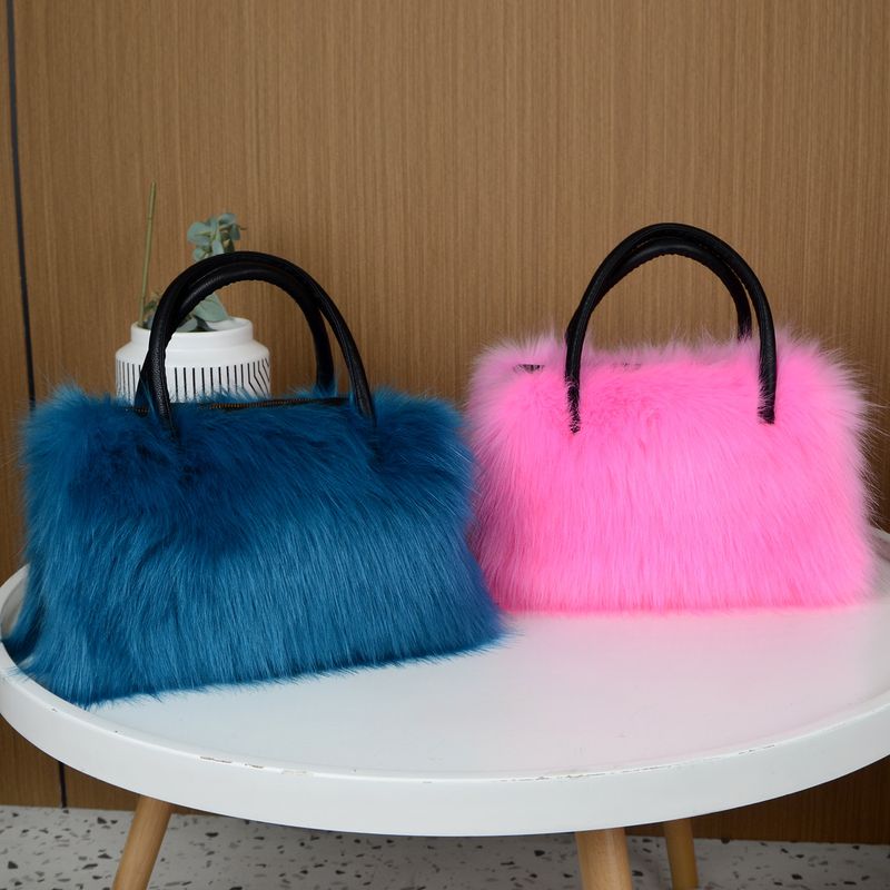 Handbag Plush Bag Plush Handbag Large Capacity Tote Bag_voghion.com