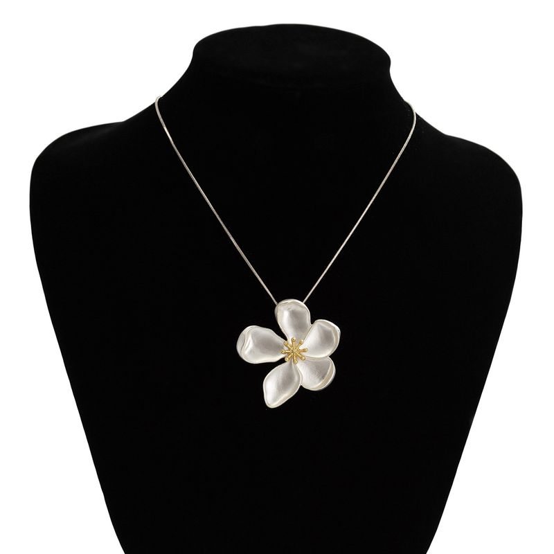 Parure di gioielli da donna alla moda, con fiore a cinque foglie arricciato, stami, catena a serpente, collana, piccola catena in rame fresco, lega, catena per clavicola_voghion.com