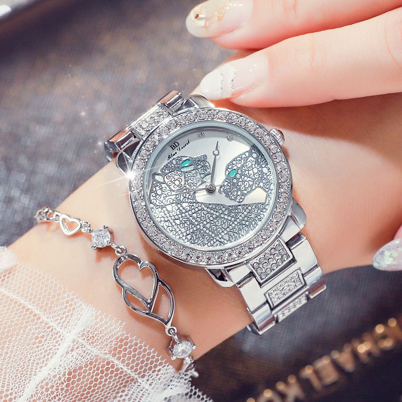 Orologio da donna in oro sottile, elegante, abbagliante, prepotente, splendido, con doppio cinturino leopardato e diamanti, nuovo stile 2024_voghion.com