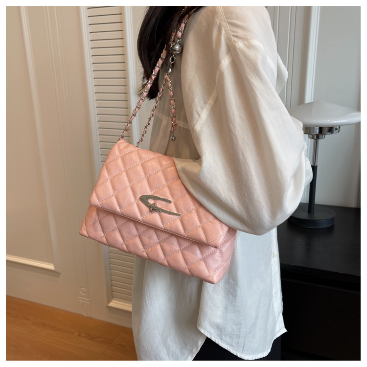 Korean Version Of Rhombic Design Bag Women 2023 New Small Fragrance Style high-end car stitching temperament one-shoulder Messenger women's bag_voghion.com