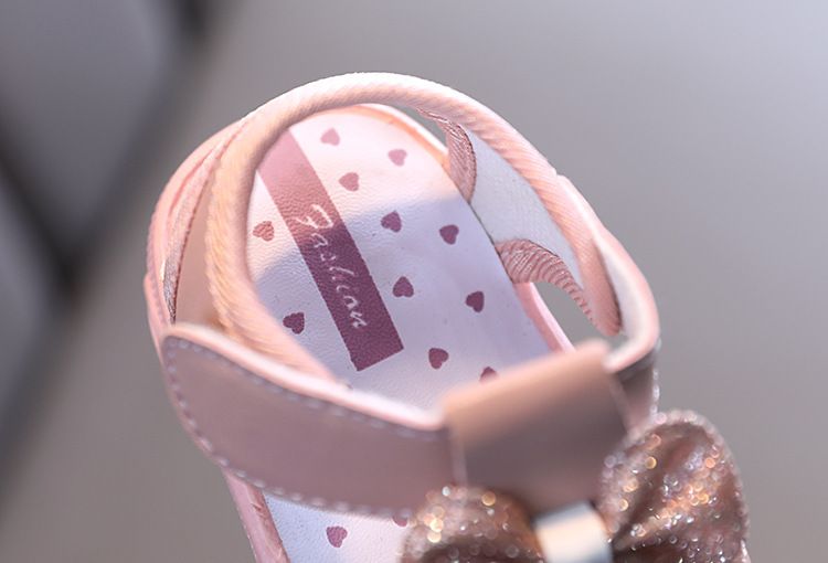 Mãe e crianças verão infantil sola macia sapatos da criança do bebê sandálias dedo do pé fechado 0-1-2 um ano de idade 3 meninas menina princesa sapatos_voghion.com