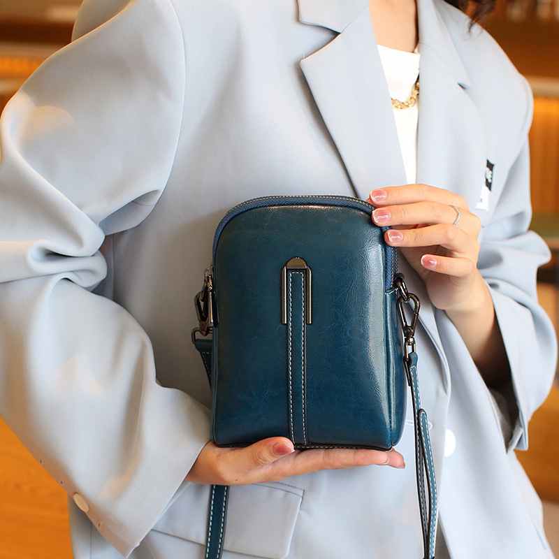 Piccola per le donne 2025 Nuova borsa a tracolla alla moda versatile in vera pelle da donna_voghion.com