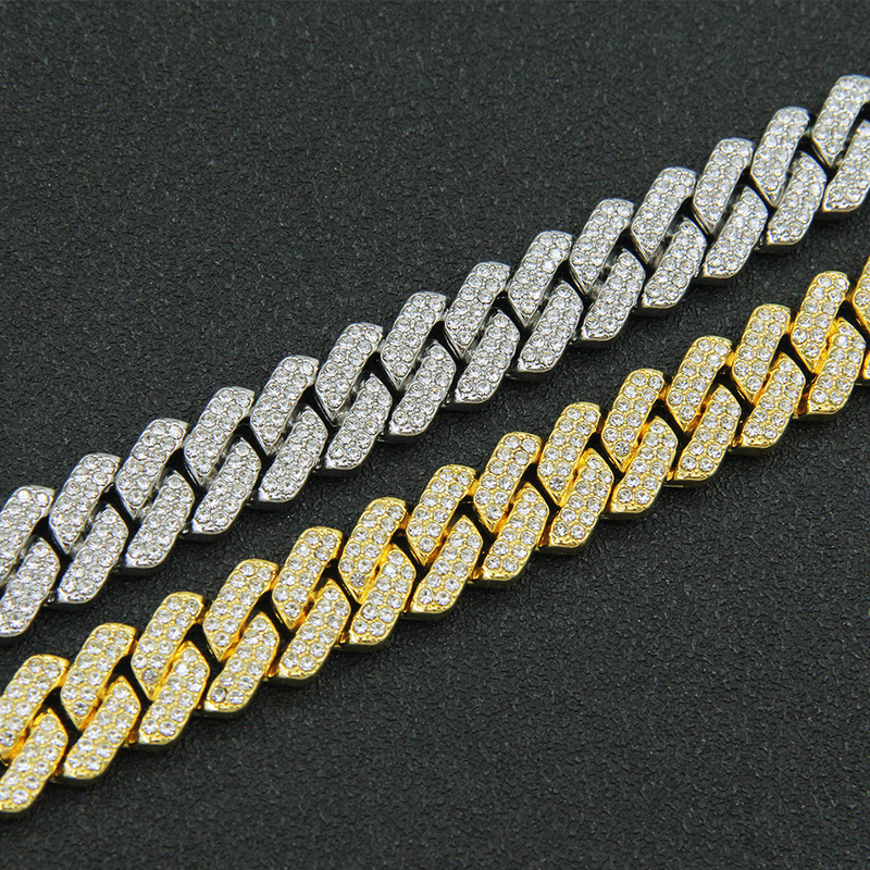 Hip hop full encrypted diamond Cuban men's necklace trendy exaggerated and domineering collarbone neck chain accessories_voghion.com