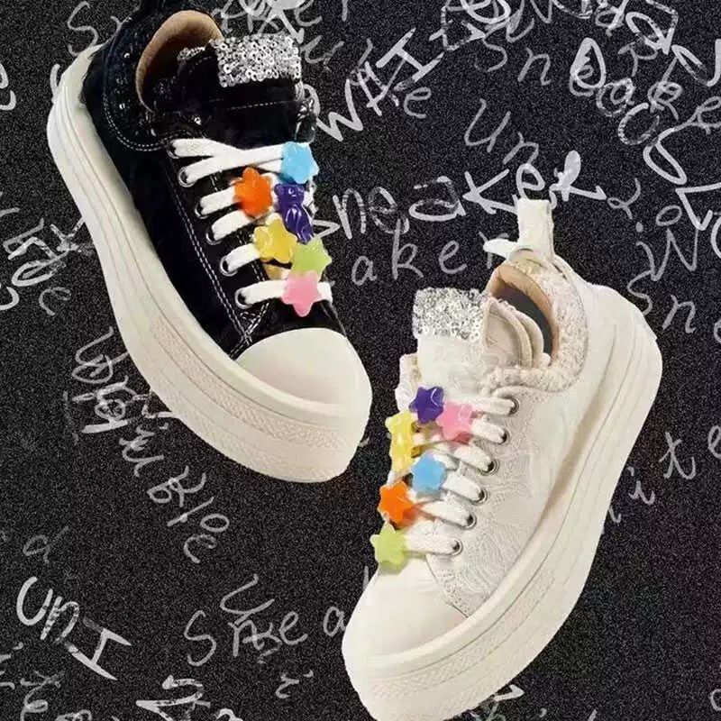 FORESHADOW 2.0 Zhao Lusi Stesso Stile Scarpe Bianche con Suola Spessa e Altezza Crescente Cavas Strawberry Sorbet Seakers Per_voghion.com