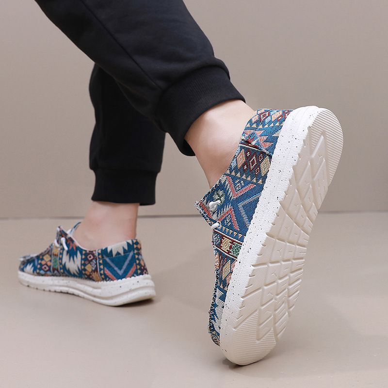 Bohemian style couple canvas casual lightweight loafers, men's and women's cloth shoes, Canvas Loafers_voghion.com