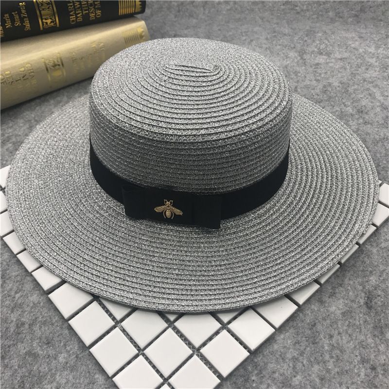 Moda Caldo Estate Donna Vacanza Elegante Ins Spiaggia Cappello di Paglia Oro Argento Protezione Nastro Visiera Cappelli Piatti Cappelli da Sole Signore Ragazze_voghion.com
