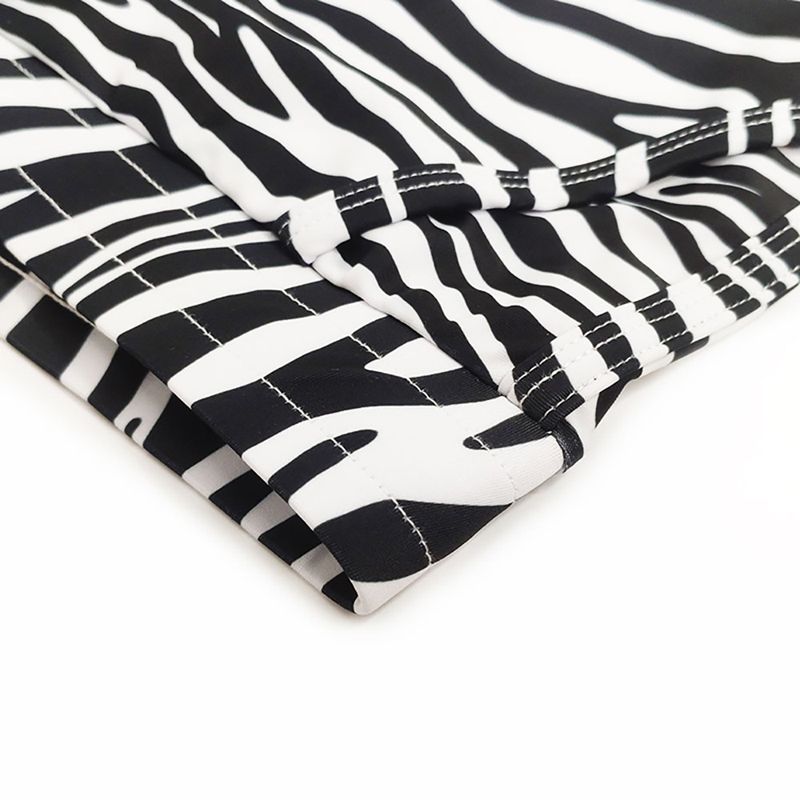 UXH Men's Zebra Stripe Sports Boxer Swim Trunks With Double Side Pockets, Quick-Dry Beach Shorts_voghion.com