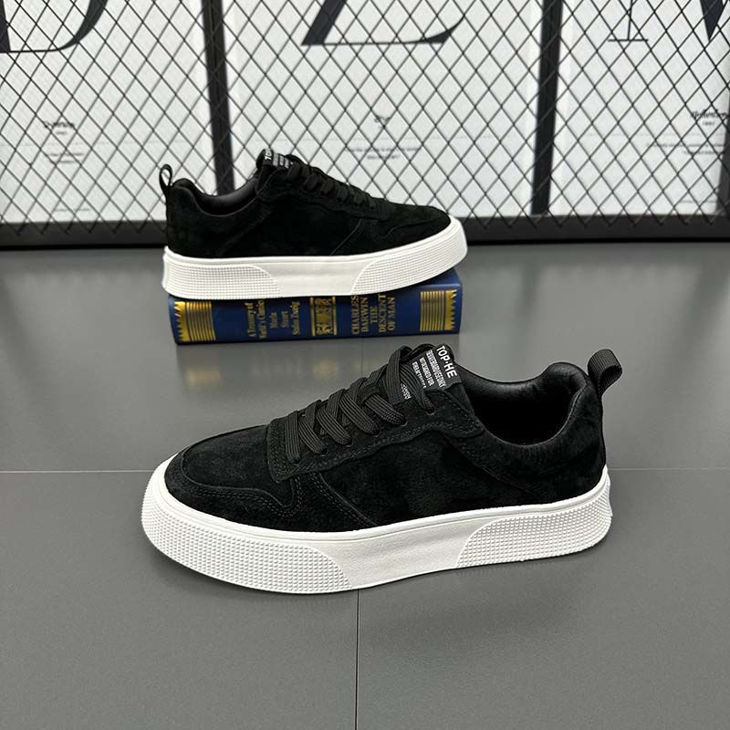 New autumn and winter fur men's shoes light casual sports shoes soft soles comfortable board shoes_voghion.com