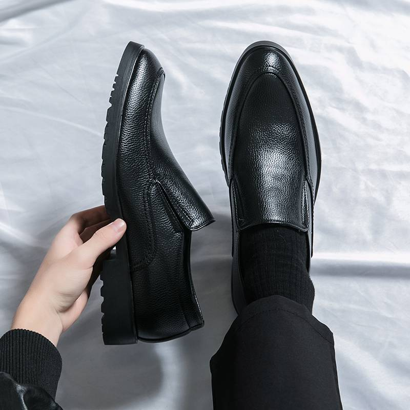 Neue, hochwertige, spitze Freizeitschuhe aus Leder für Herren, Hochzeitsschuhe mit Bullock-Fransen, ein Slip-on-Rindsledersohle, Stylist-Modeschuhe_voghion.com