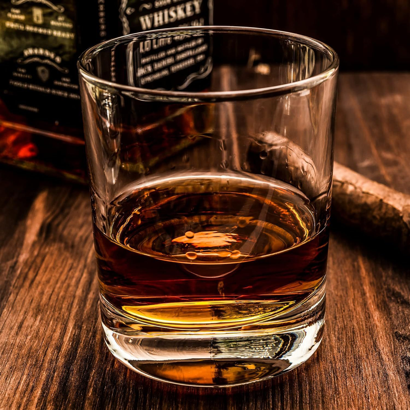 Conjunto de 2 copos de uísque vintage - Copo clássico para uísque escocês e bourbon para puro ou com gelo (base pesada de 10 oz, cristal sem chumbo, para uso doméstico)_voghion.com