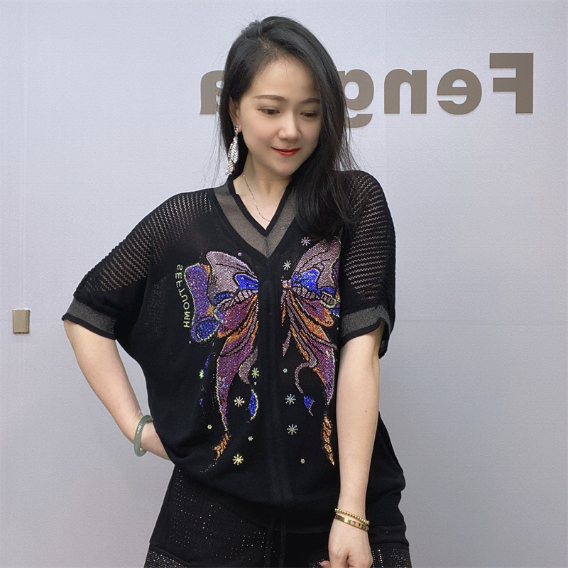 Ropa de mujer, prendas de punto para mujeres gordas mm, camiseta adelgazante de manga corta con escote en V y diamantes calientes_voghion.com