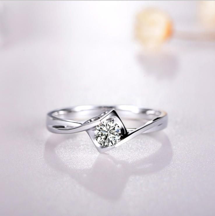 Broadcast High Carbon Heart Eight Arrow per donna Anello da sposa con diamante a sei griffe, semplice, da un carato_voghion.com