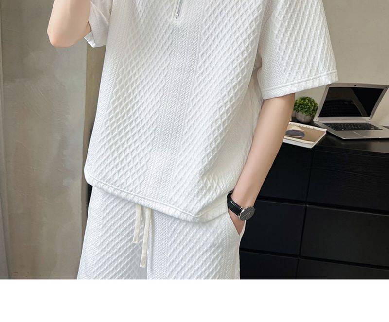 "Men's Ice Silk Sports Suit Light Luxury Polo Shirt With Half Zipper, Loose Fit Short Sleeve T-Shirt Set Casual Outfit For Gym_voghion.com