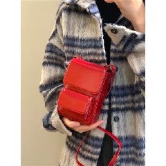 Mini sac à bandoulière rouge pour téléphone portable version coréenne, niche printemps/été pour appareil photo, nouveau modèle pour femme 2024_voghion.com