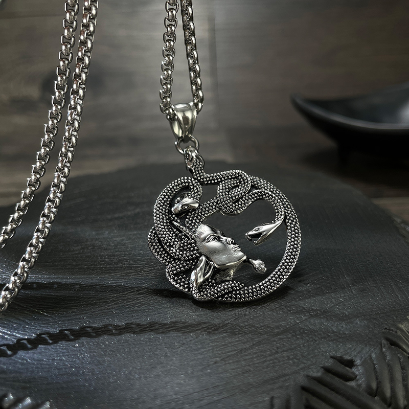 Egyptian Mythical Snake Fefor Men Head Pendant Personalized Stainless Steel Necklace For Men_voghion.com