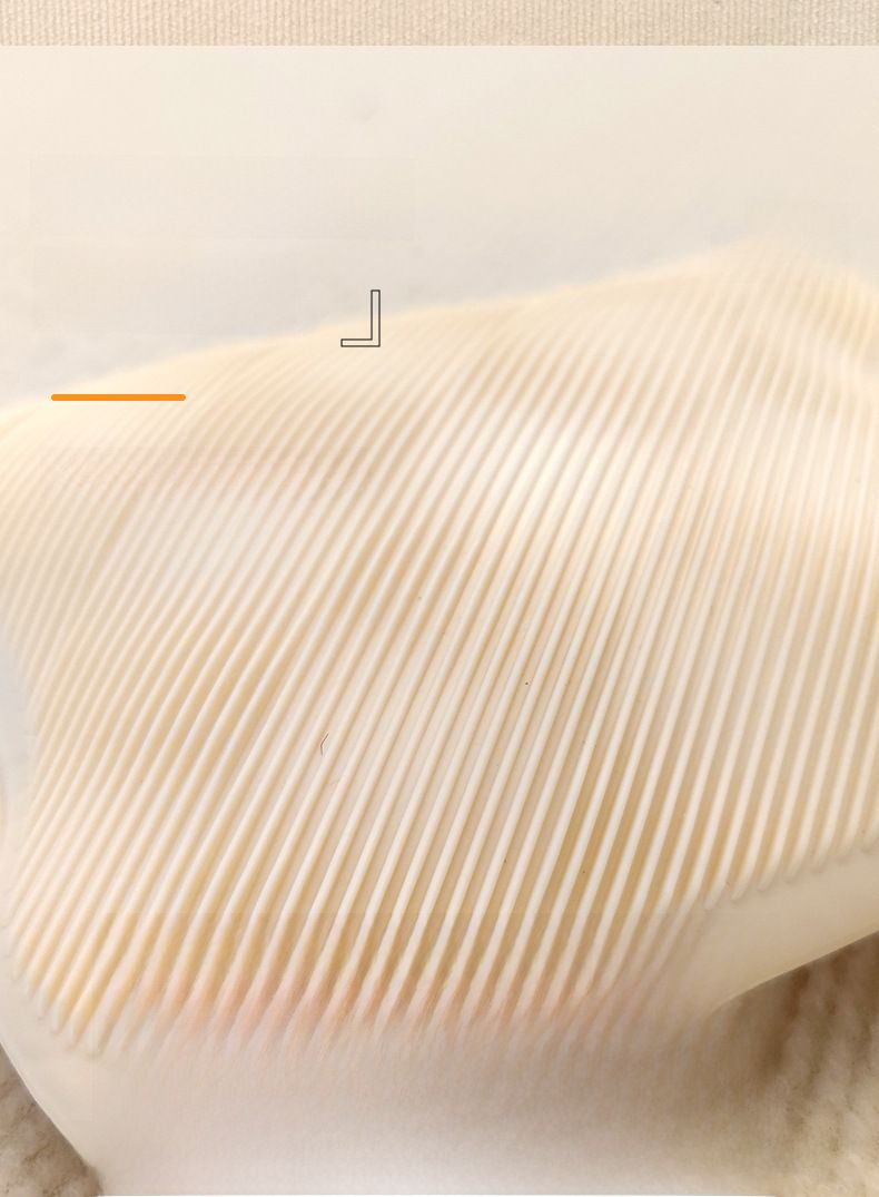 Bolsa de agua caliente con relleno de agua de felpa en existencia transfronteriza, bolsa de agua caliente con inyección de agua de PVC con boca elástica, bolsa de agua caliente para calentar las manos en otoño e invierno_voghion.com