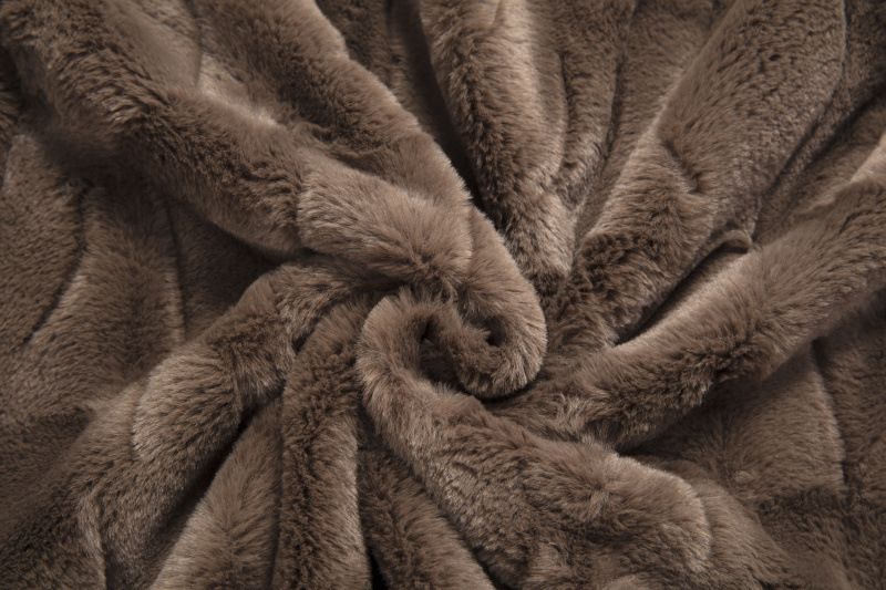 Luxus-Pelzmantel für Herren – Hochwertiger Wintermantel im Nerz-Stil für europäische Größen (Schwarz/Braun, S-3XL)_voghion.com