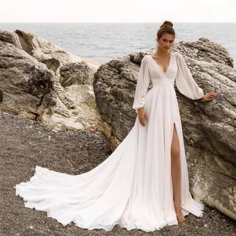 Elegante abito da sposa in chiffon con scollo a V e maniche lunghe, con piccolo strascico – Abito da sposa boho da spiaggia per servizi fotografici, vita alta lusinghiera (US2-26W, avorio/bianco)_voghion.com